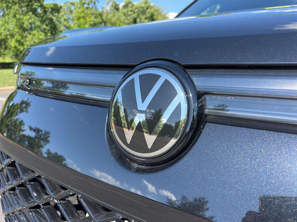 new 2026 Volkswagen Tiguan car, priced at $37,823