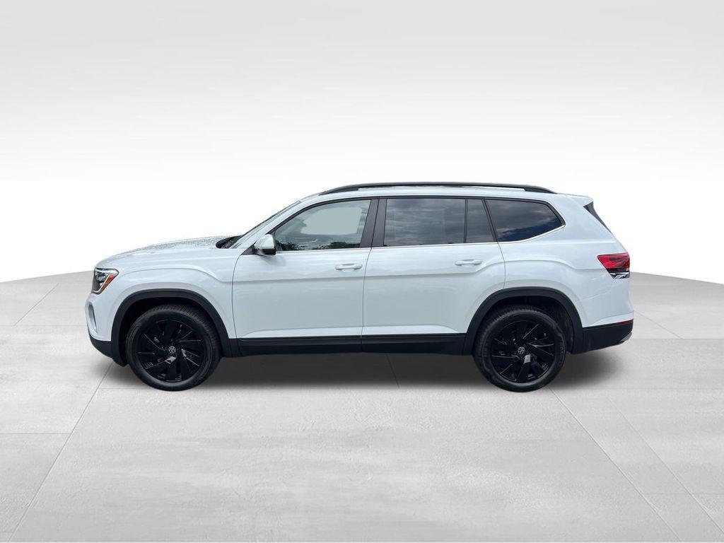 new 2026 Volkswagen Atlas car, priced at $48,422