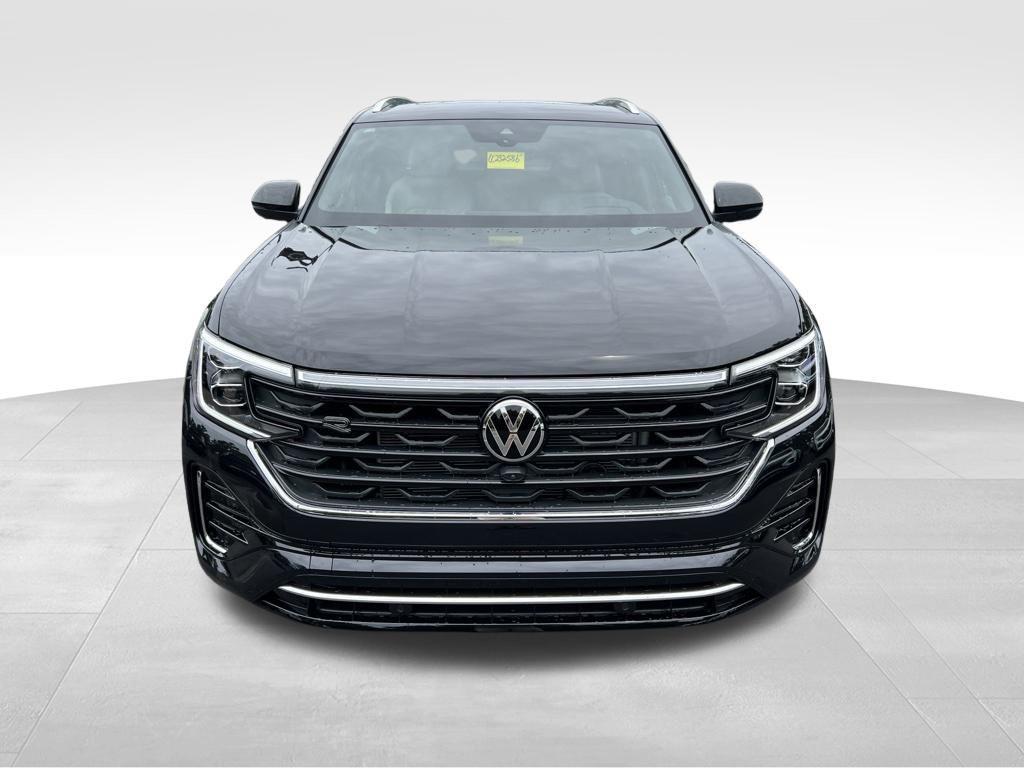 new 2026 Volkswagen Atlas Cross Sport car, priced at $55,927