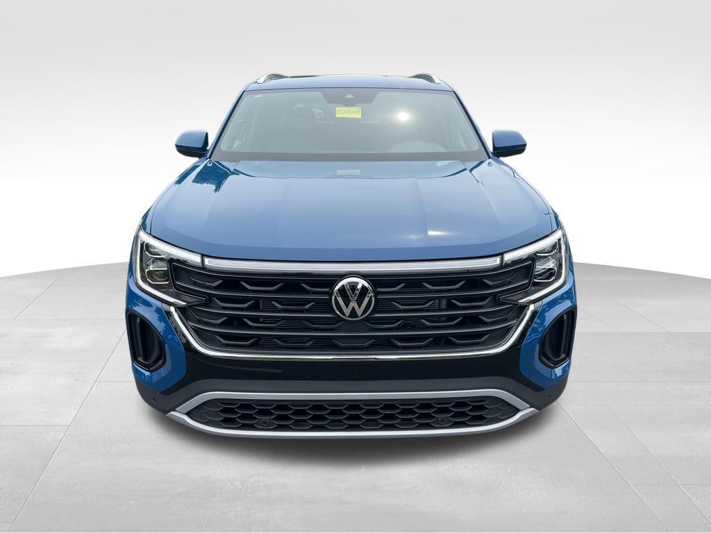 new 2026 Volkswagen Atlas Cross Sport car, priced at $48,151