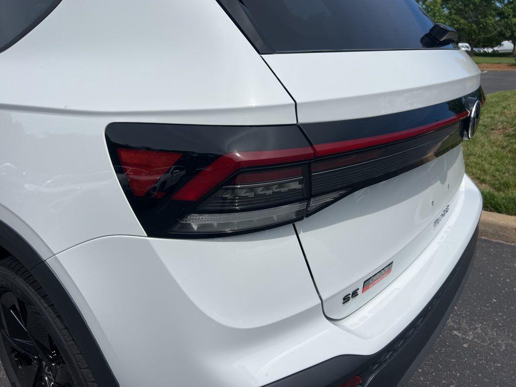new 2026 Volkswagen Taos car, priced at $33,991