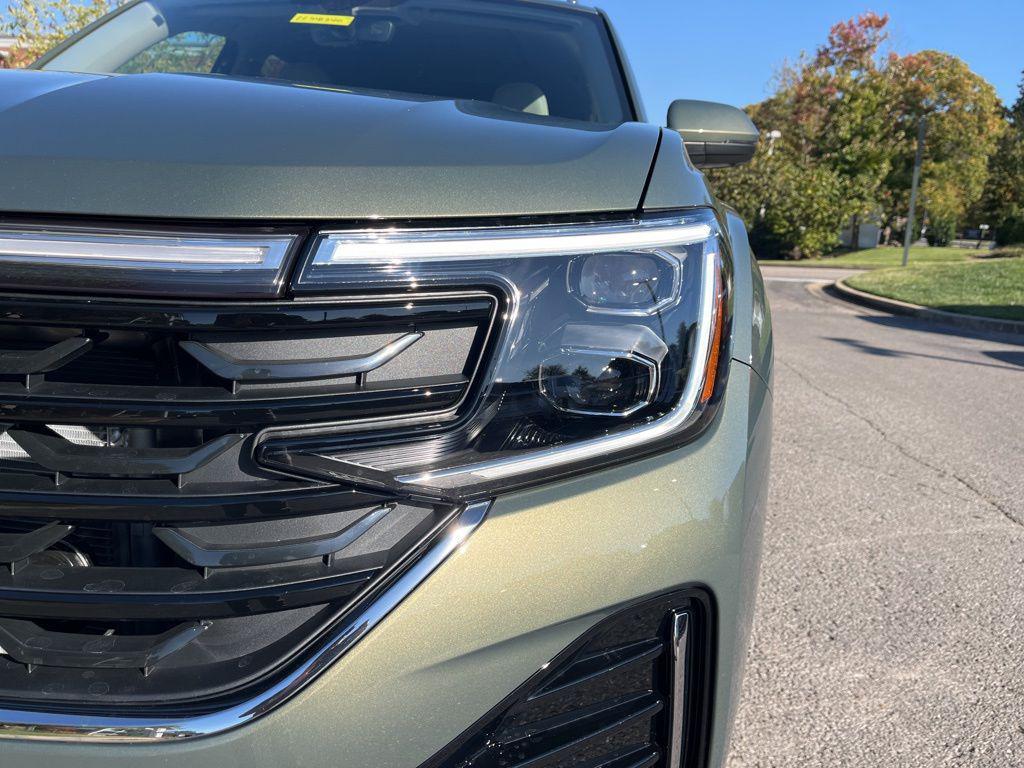 new 2026 Volkswagen Atlas car, priced at $57,829