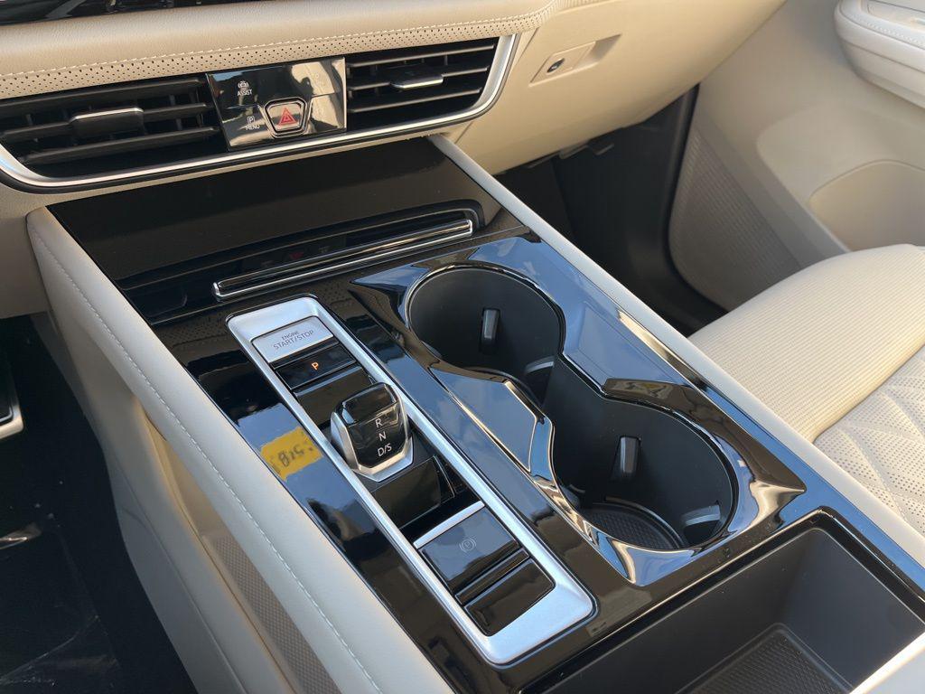 new 2026 Volkswagen Atlas car, priced at $57,829