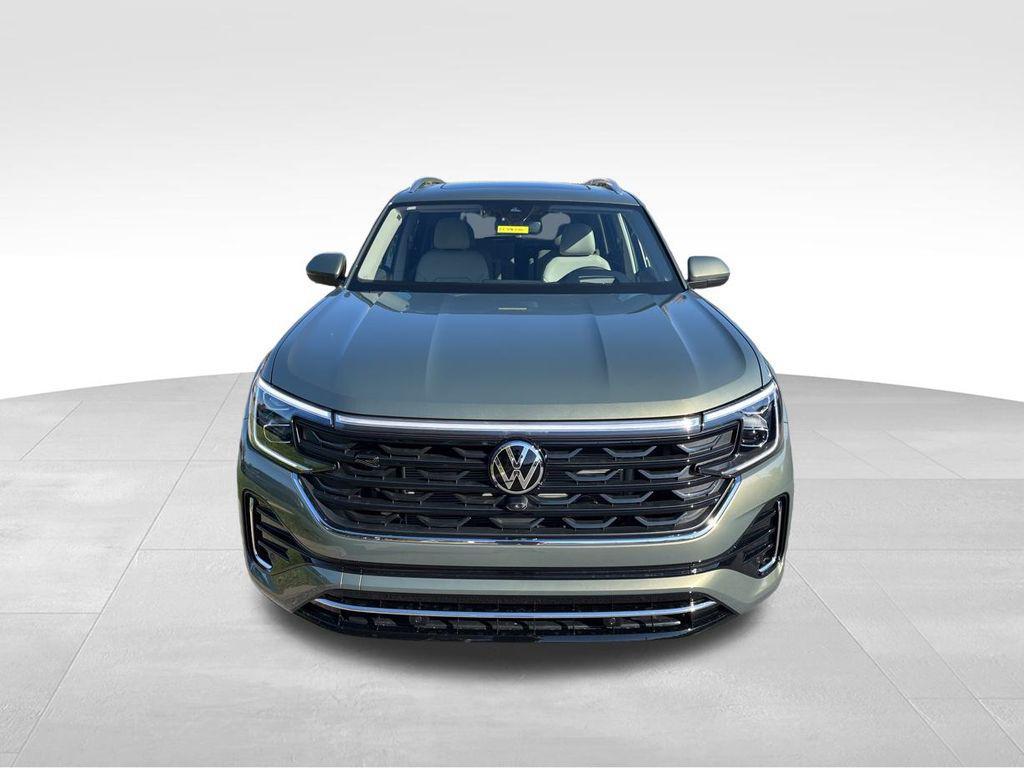 new 2026 Volkswagen Atlas car, priced at $57,829