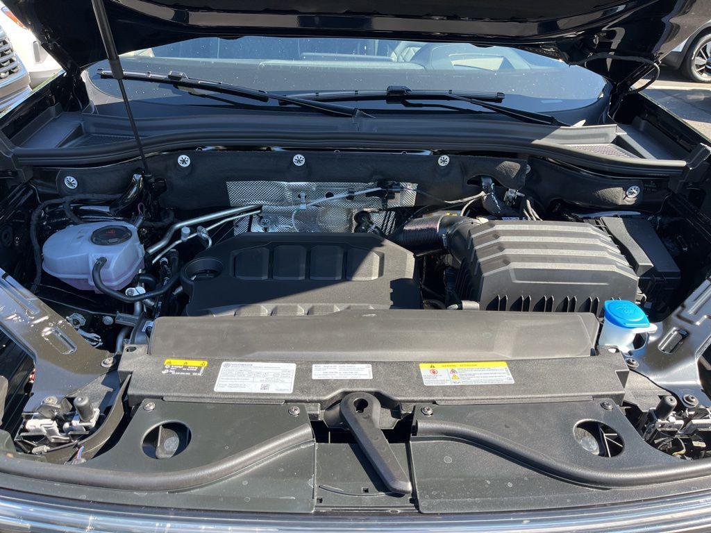 new 2026 Volkswagen Atlas car, priced at $57,692