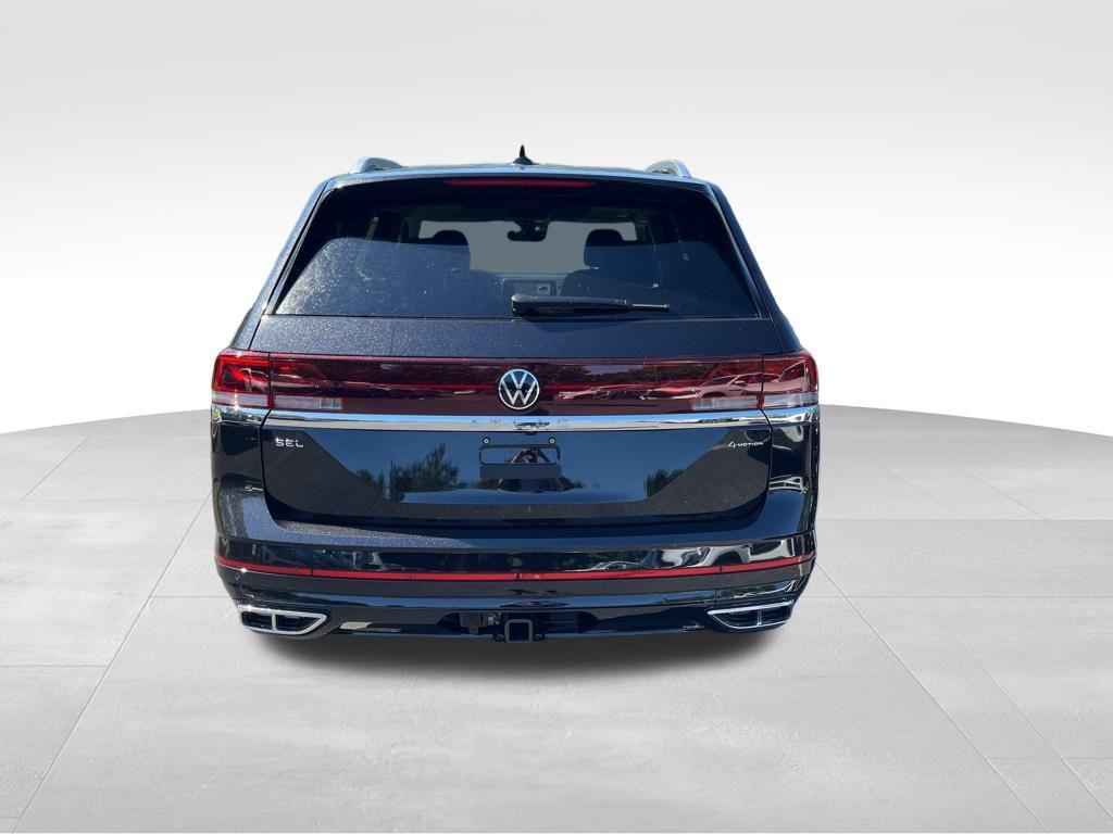 new 2026 Volkswagen Atlas car, priced at $57,692