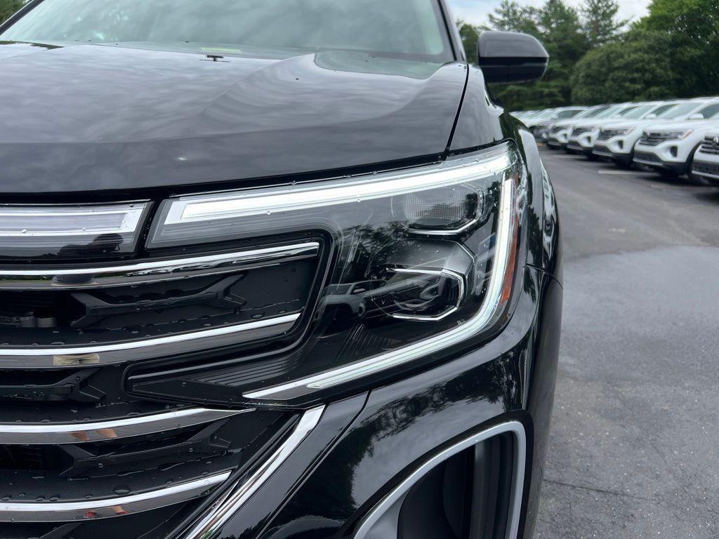 new 2026 Volkswagen Atlas car, priced at $50,494
