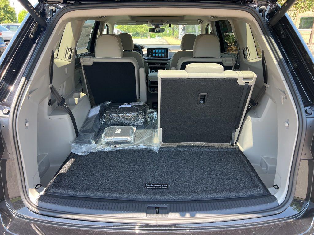 new 2026 Volkswagen Atlas car, priced at $57,767