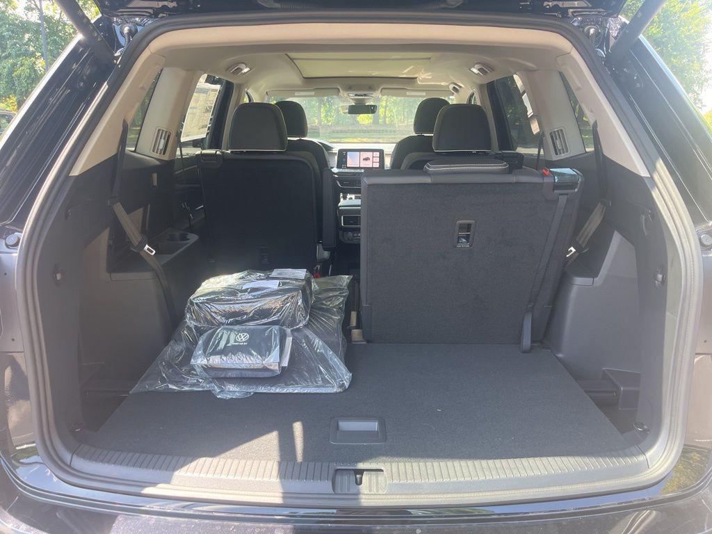 new 2026 Volkswagen Atlas car, priced at $57,947