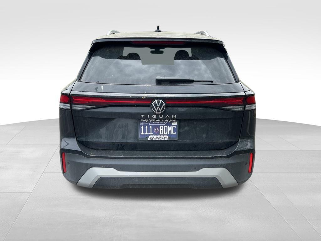 used 2025 Volkswagen Tiguan car, priced at $26,990