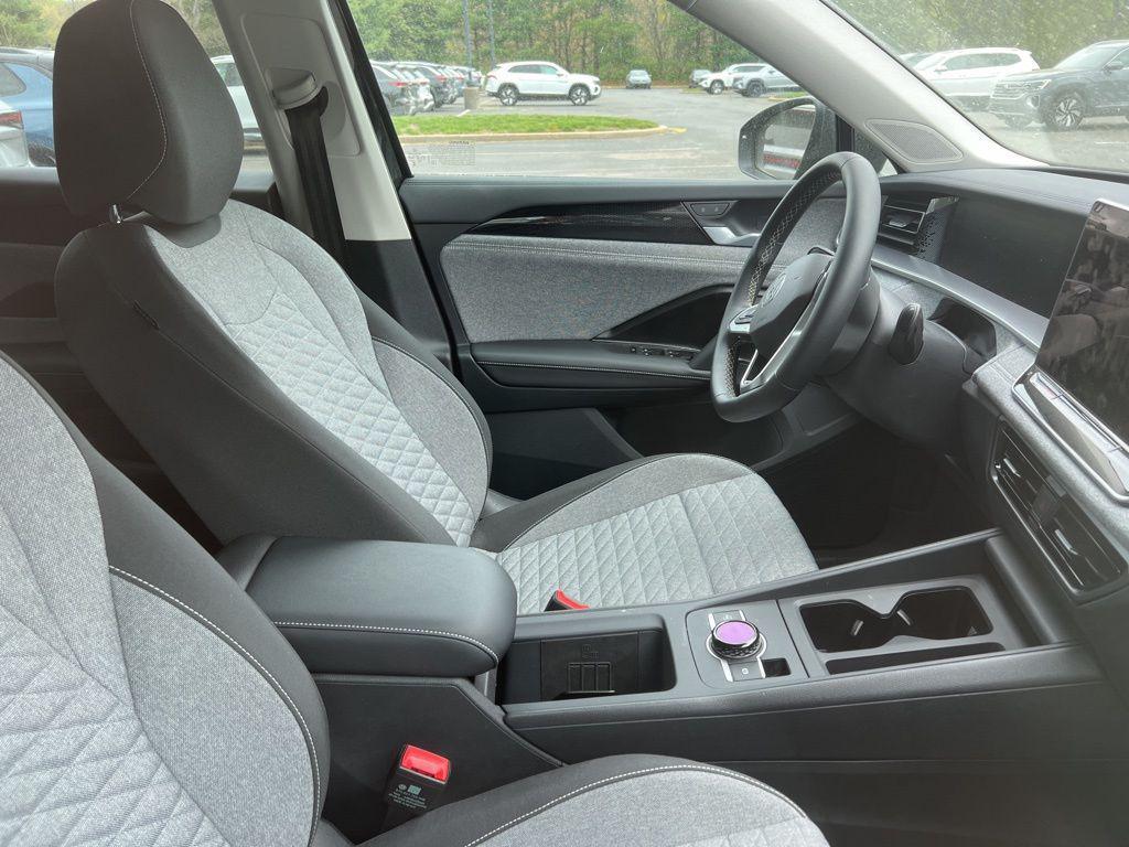 used 2025 Volkswagen Tiguan car, priced at $26,990