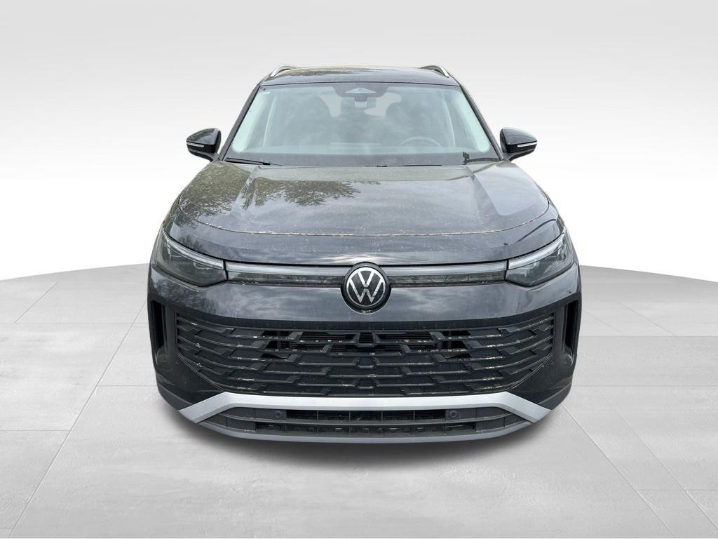 used 2025 Volkswagen Tiguan car, priced at $26,990