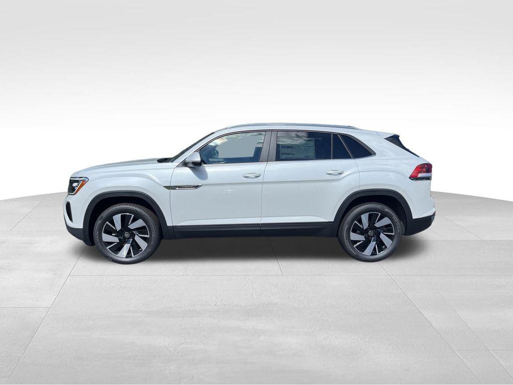 new 2026 Volkswagen Atlas Cross Sport car, priced at $46,706