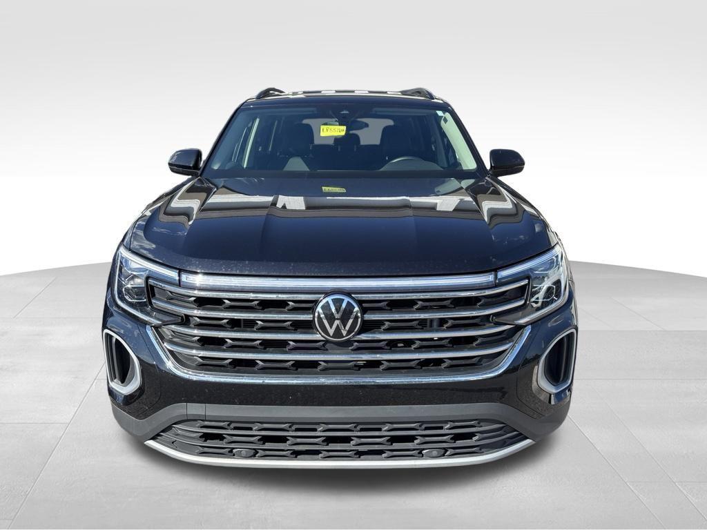 used 2024 Volkswagen Atlas car, priced at $30,654