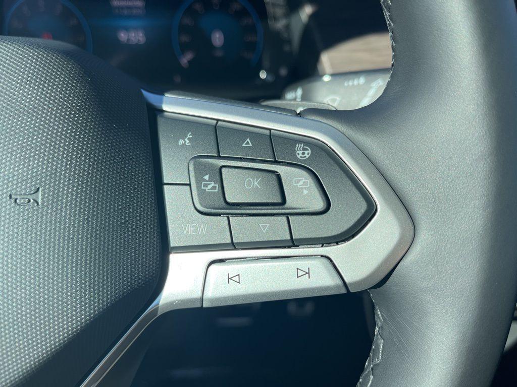 new 2026 Volkswagen Atlas car, priced at $57,584