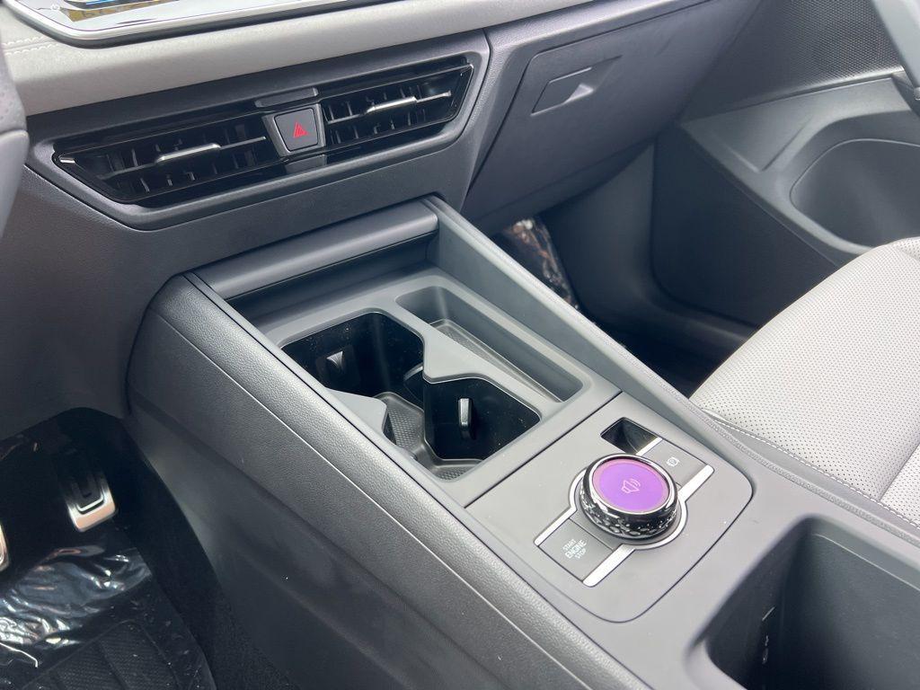 new 2026 Volkswagen Tiguan car, priced at $41,173