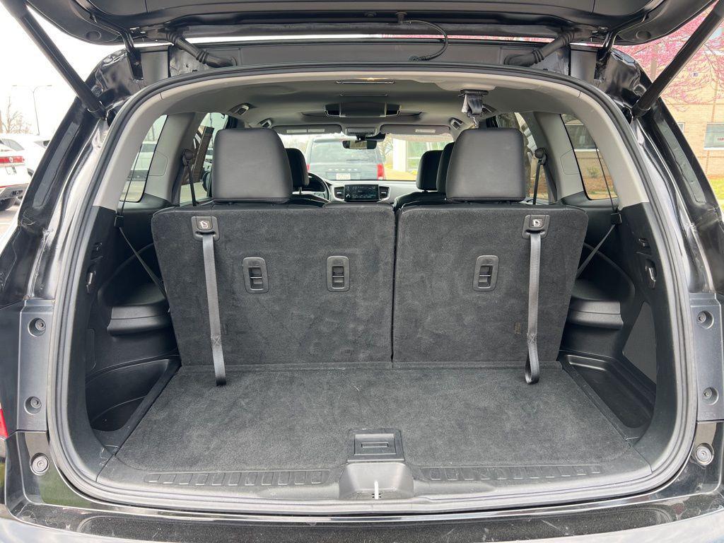 used 2022 Honda Pilot car, priced at $30,860