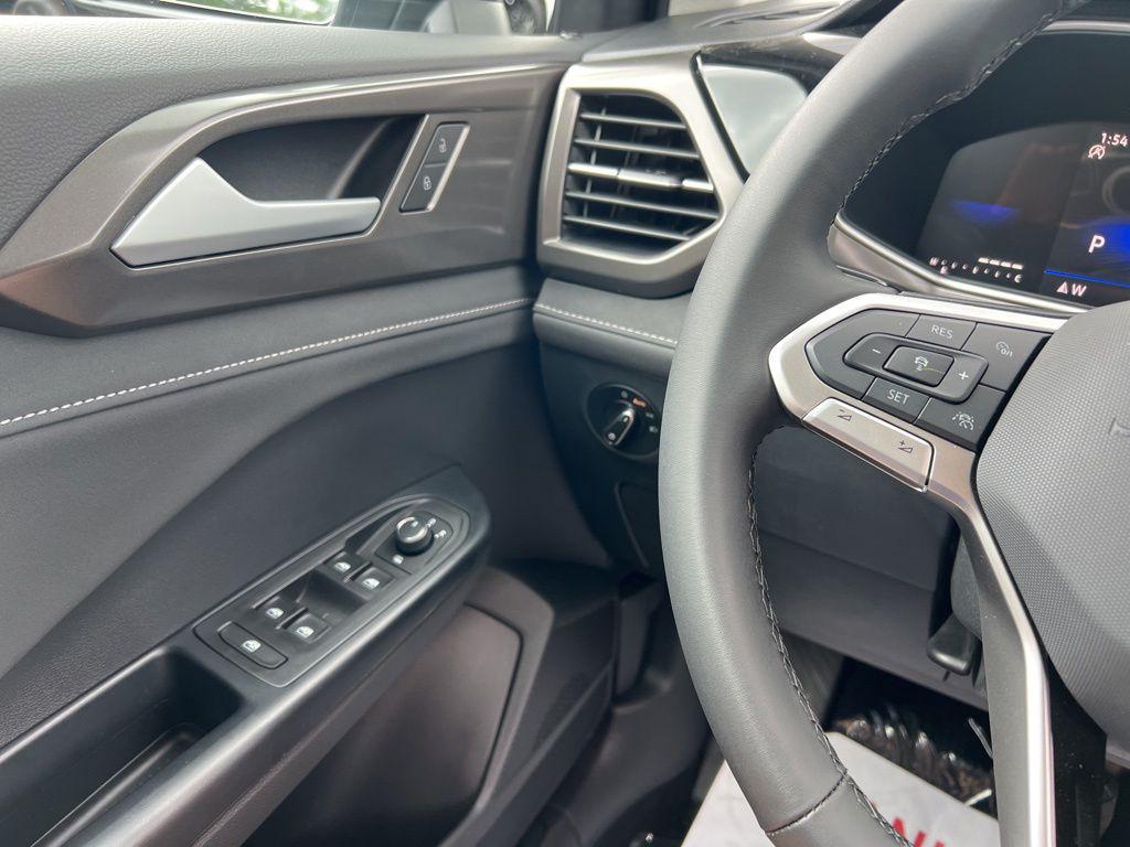 new 2026 Volkswagen Taos car, priced at $34,446