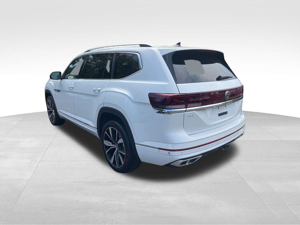 new 2026 Volkswagen Atlas car, priced at $58,402