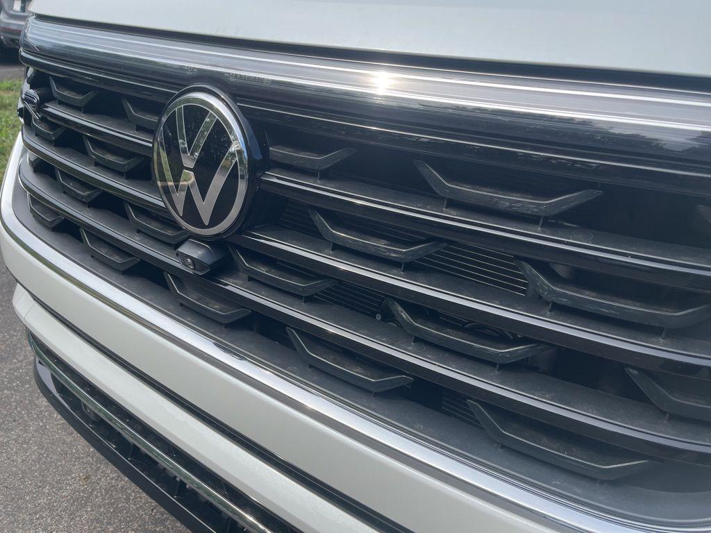 new 2026 Volkswagen Atlas car, priced at $58,402