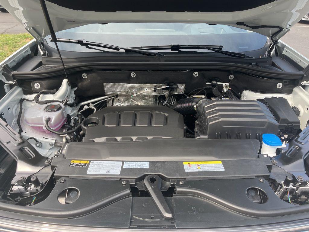 new 2026 Volkswagen Atlas car, priced at $58,402