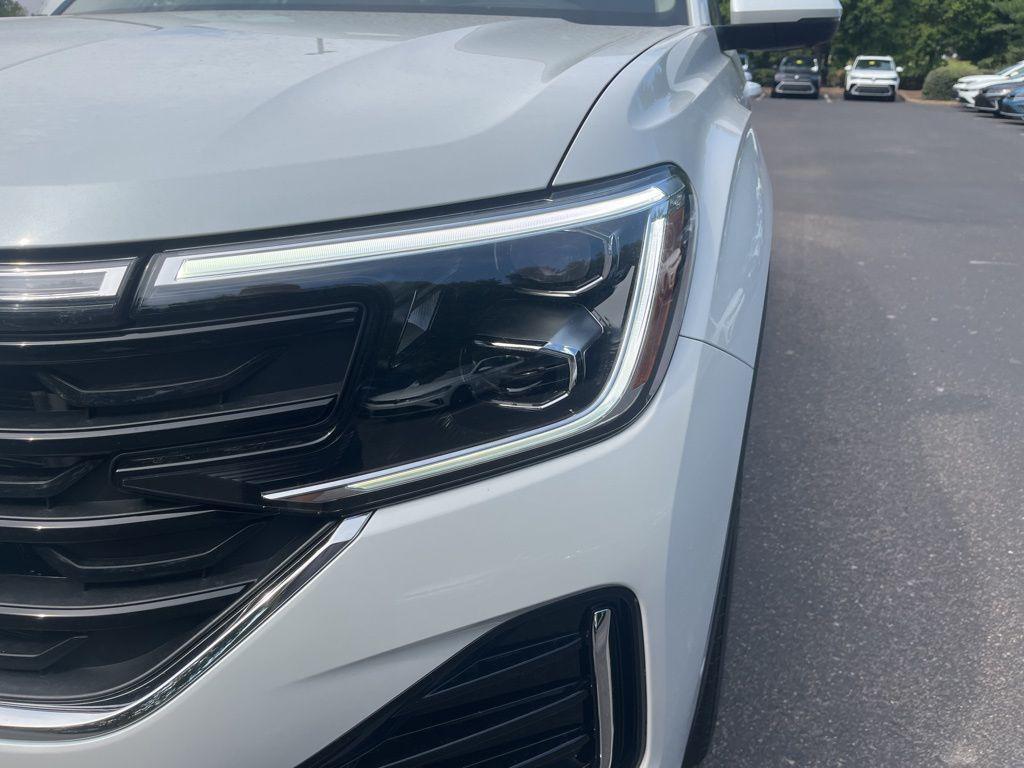 new 2026 Volkswagen Atlas car, priced at $58,402