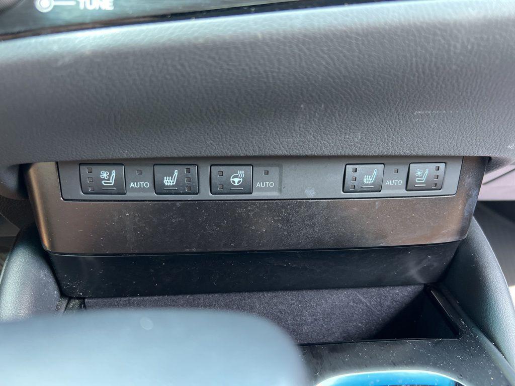 used 2023 Lexus ES 350 car, priced at $39,813