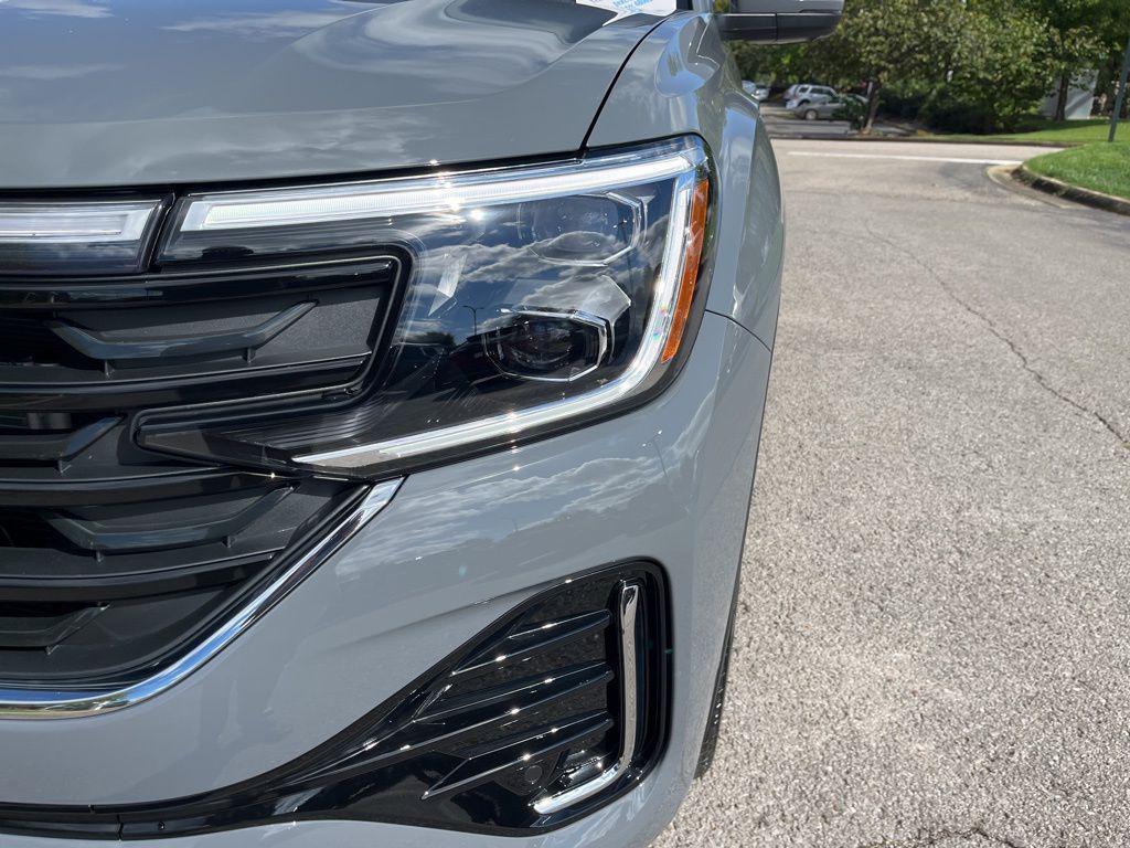 new 2026 Volkswagen Atlas car, priced at $57,707