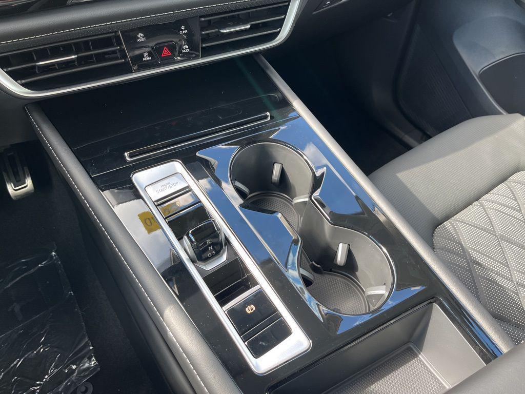 new 2026 Volkswagen Atlas car, priced at $57,707