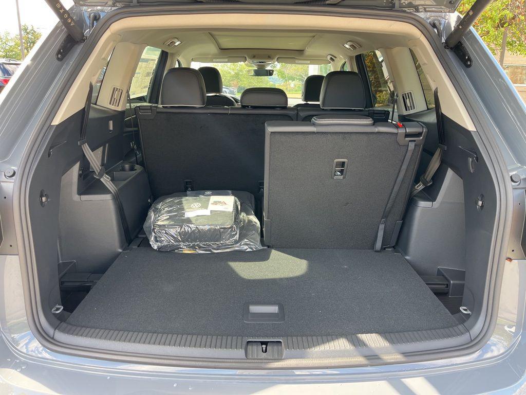 new 2026 Volkswagen Atlas car, priced at $57,707