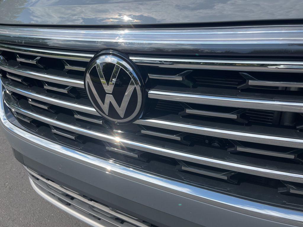 new 2026 Volkswagen Atlas car, priced at $52,697