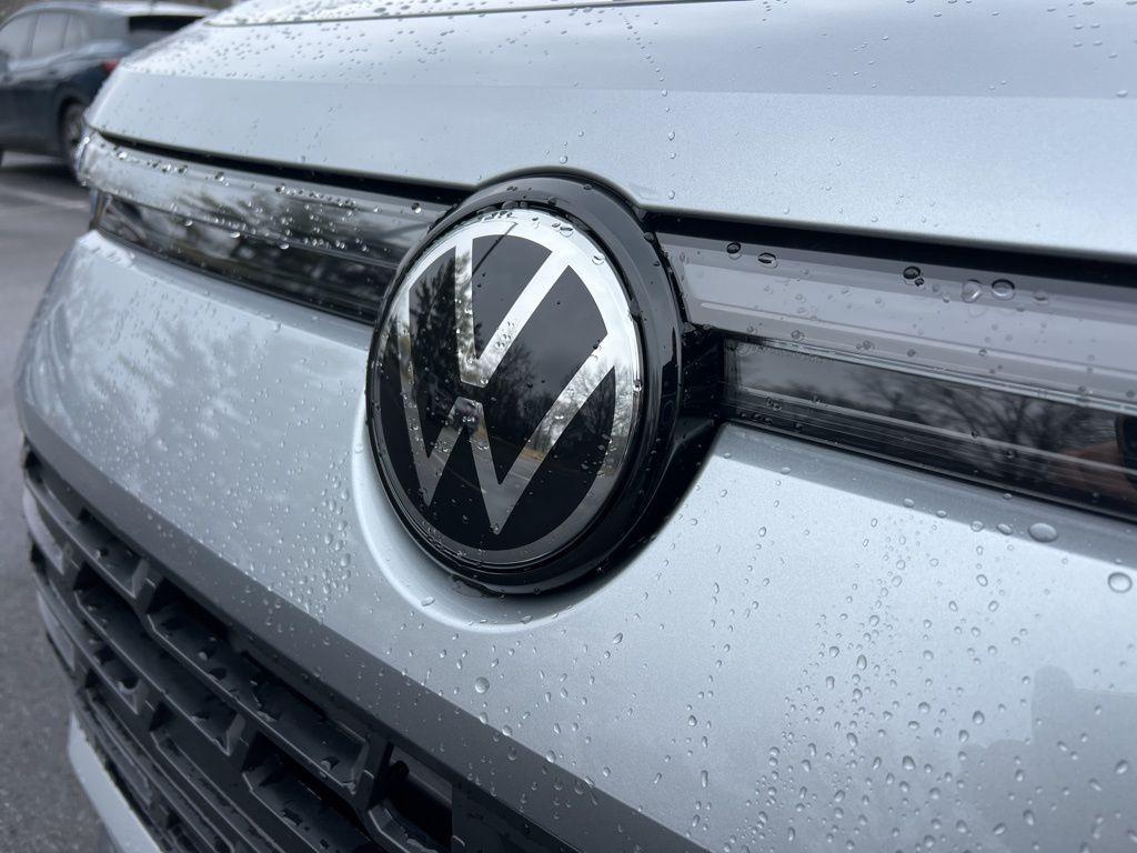 new 2026 Volkswagen Tiguan car, priced at $34,381