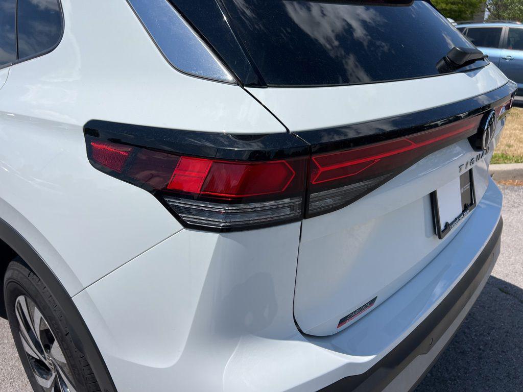 used 2025 Volkswagen Tiguan car, priced at $25,370