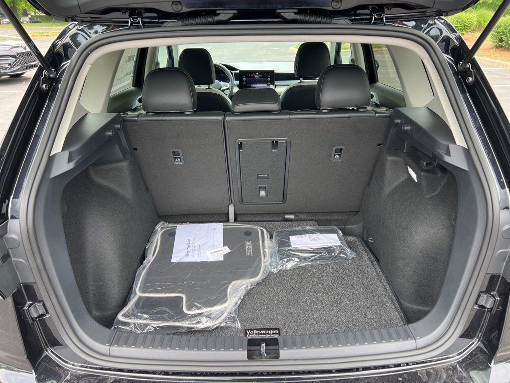 new 2026 Volkswagen Taos car, priced at $33,336