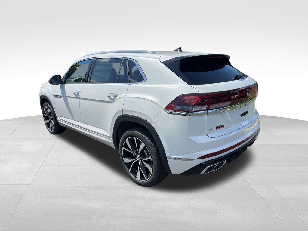new 2026 Volkswagen Atlas Cross Sport car, priced at $56,748