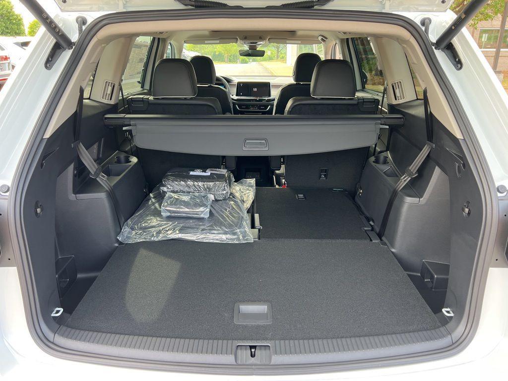 new 2026 Volkswagen Atlas car, priced at $54,902