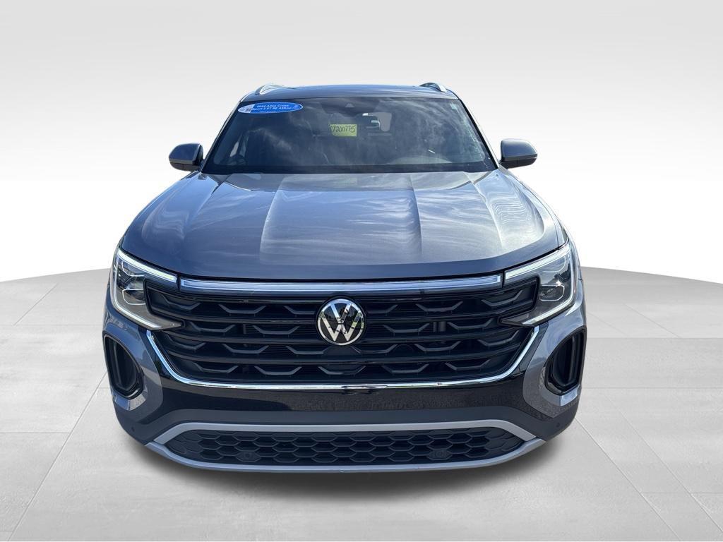 used 2024 Volkswagen Atlas Cross Sport car, priced at $29,139