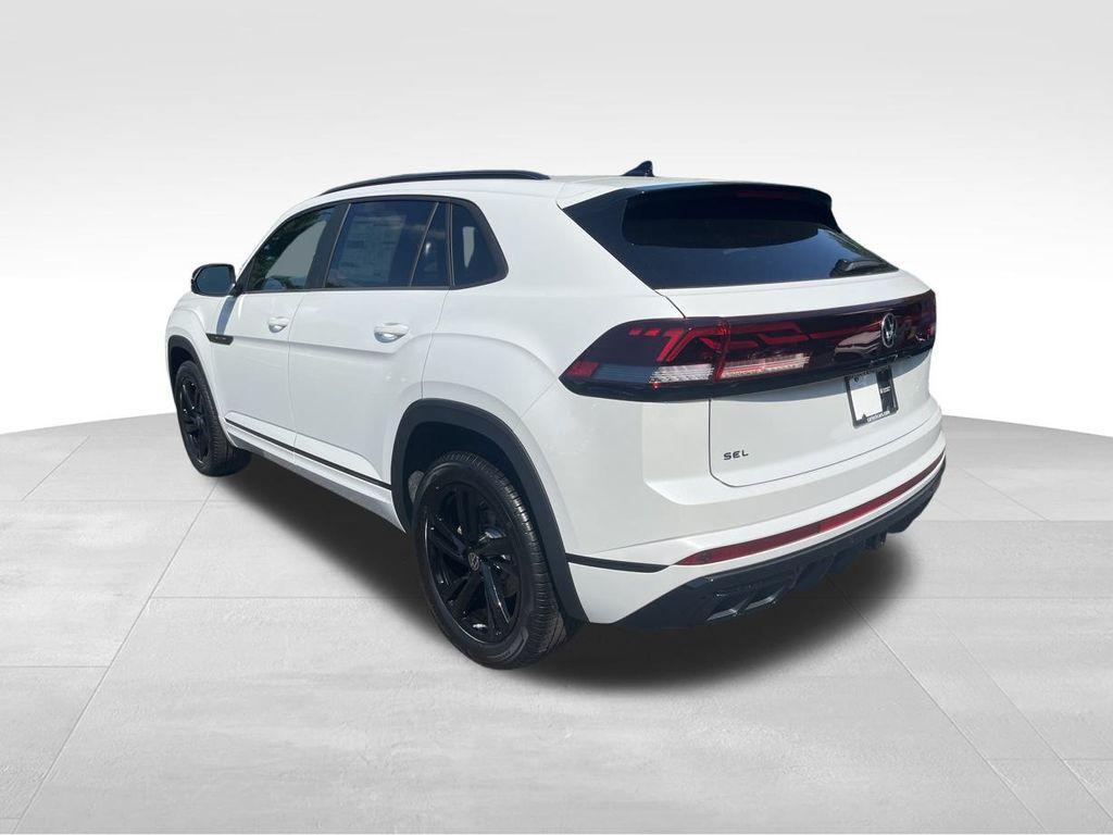 new 2026 Volkswagen Atlas Cross Sport car, priced at $53,688