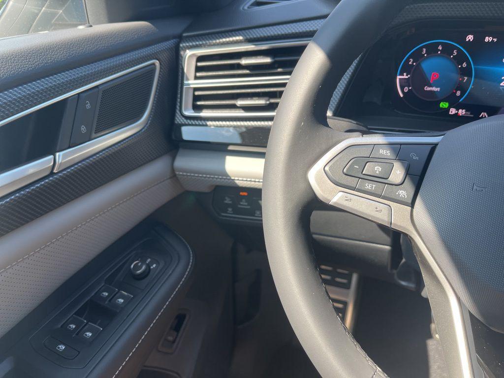 new 2026 Volkswagen Atlas Cross Sport car, priced at $53,688