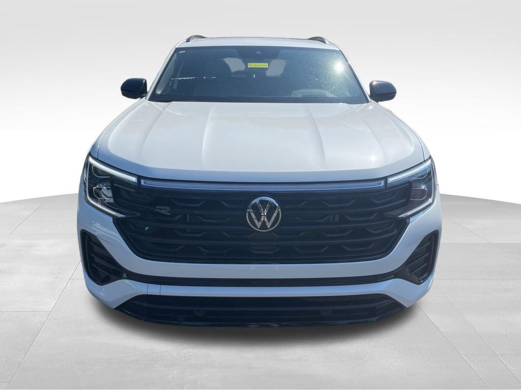 new 2026 Volkswagen Atlas Cross Sport car, priced at $53,688