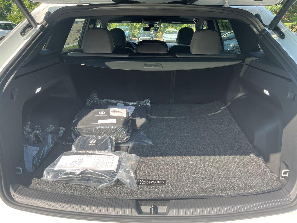 new 2026 Volkswagen Atlas Cross Sport car, priced at $53,688