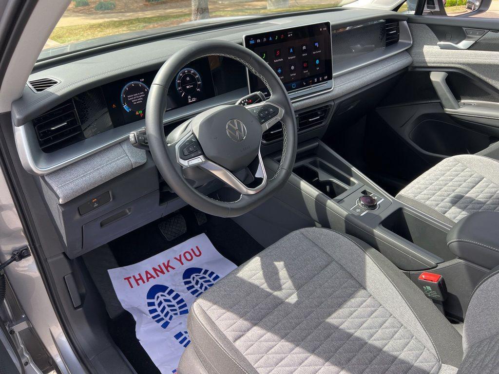 used 2025 Volkswagen Tiguan car, priced at $25,434