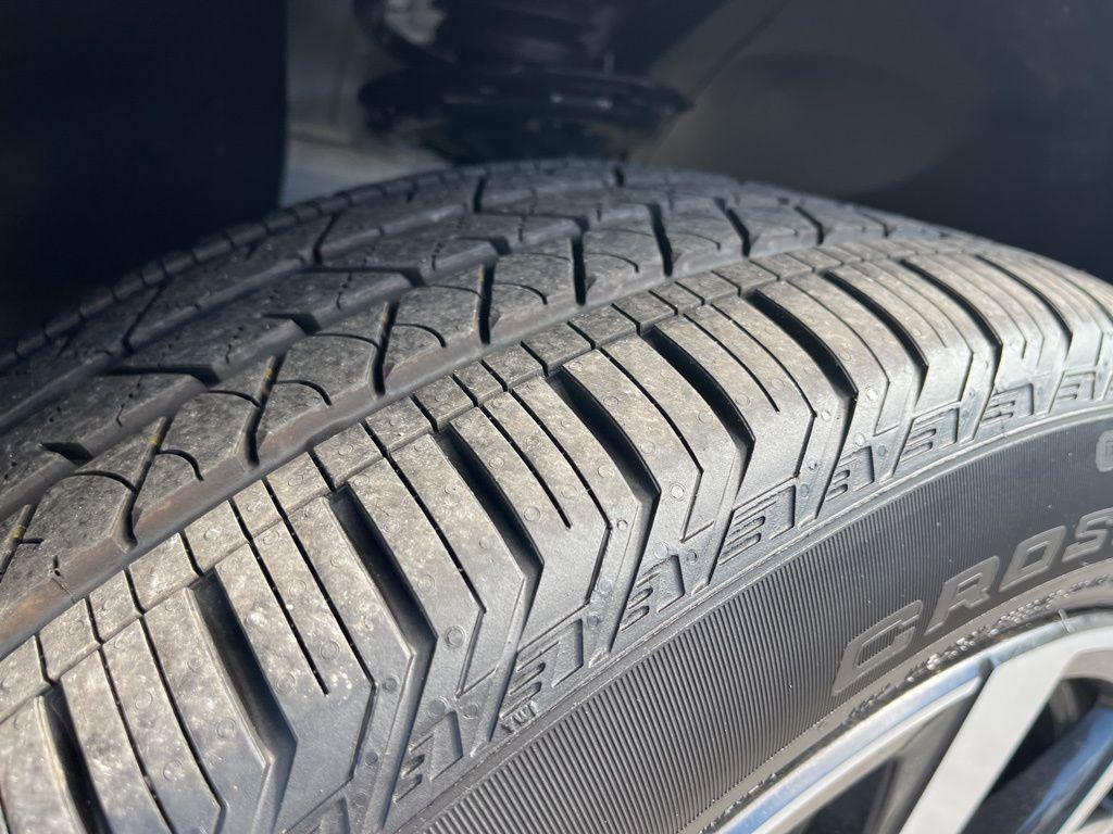 new 2026 Volkswagen Atlas car, priced at $58,515