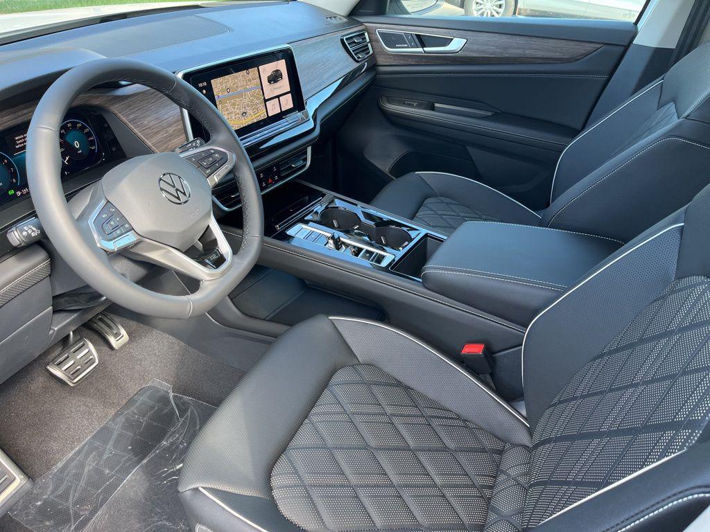 new 2026 Volkswagen Atlas car, priced at $58,515
