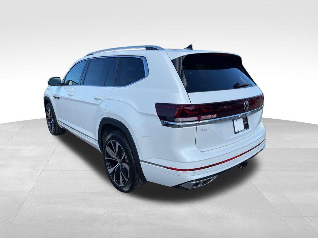 new 2026 Volkswagen Atlas car, priced at $58,515