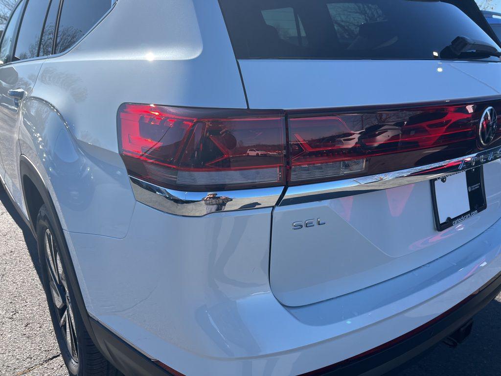 new 2026 Volkswagen Atlas car, priced at $53,392