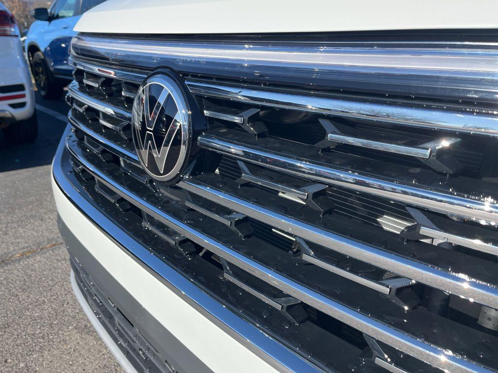 new 2026 Volkswagen Atlas car, priced at $53,392