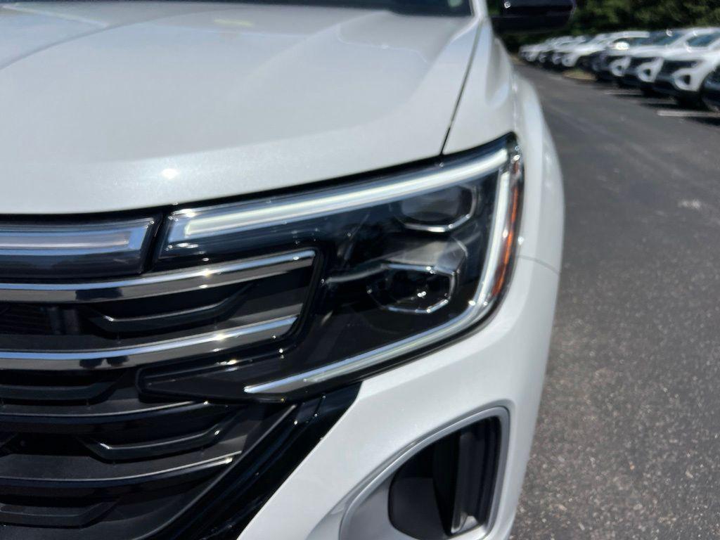 new 2026 Volkswagen Atlas car, priced at $51,517