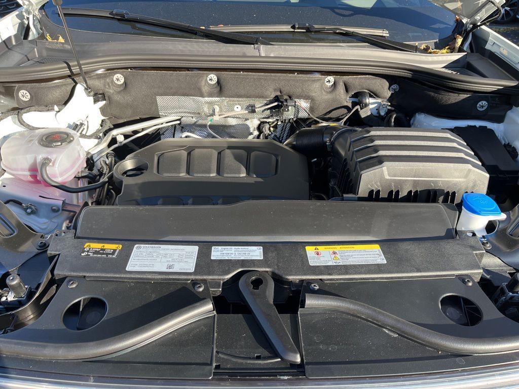 new 2026 Volkswagen Atlas Cross Sport car, priced at $51,738