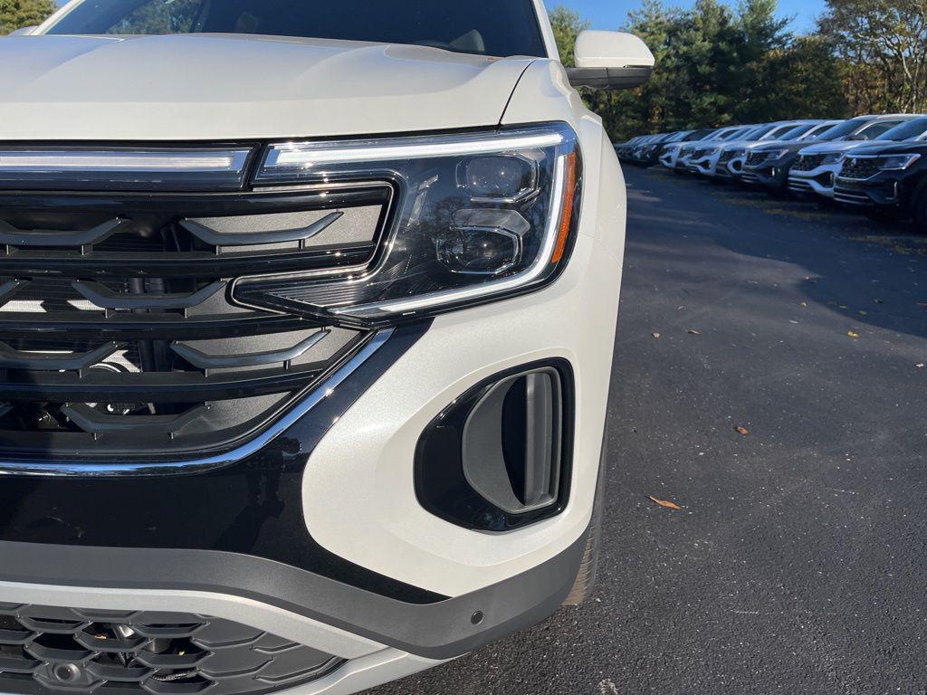 new 2026 Volkswagen Atlas Cross Sport car, priced at $51,738